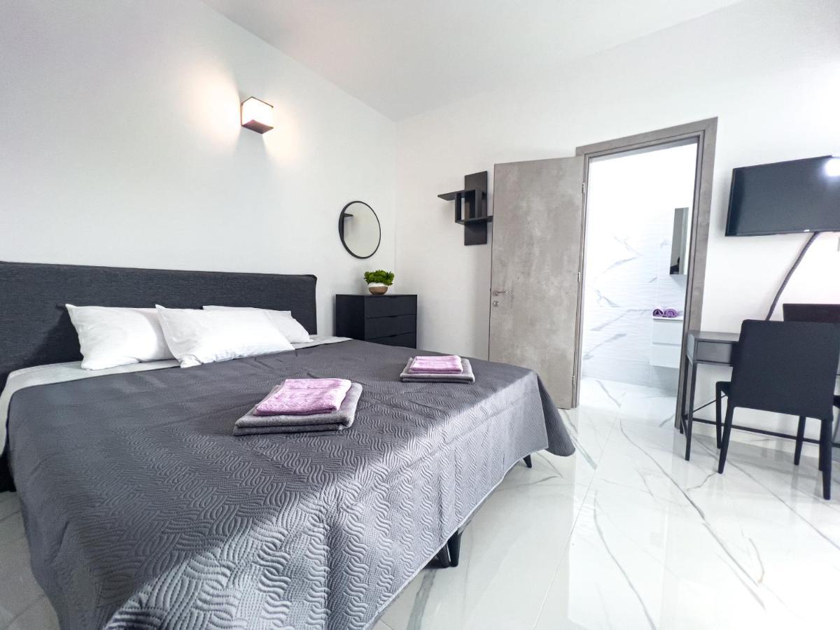 Giorgis Luxury Apartments Ayia Napa Exterior foto