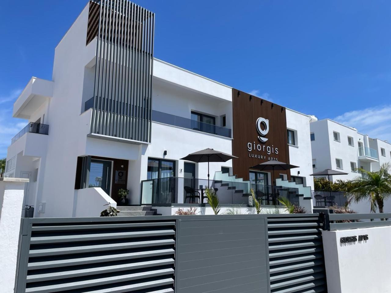 Giorgis Luxury Apartments Ayia Napa Exterior foto